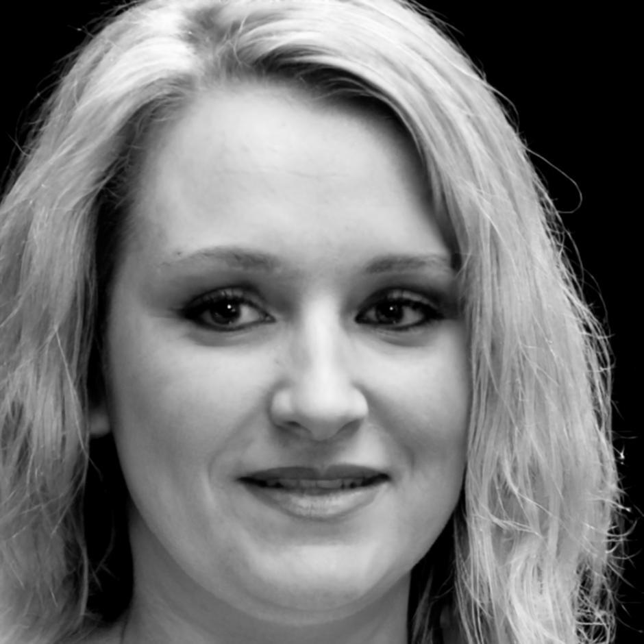 Ritratto di Clotilde Bertolami, esperta in comunicazione familiare